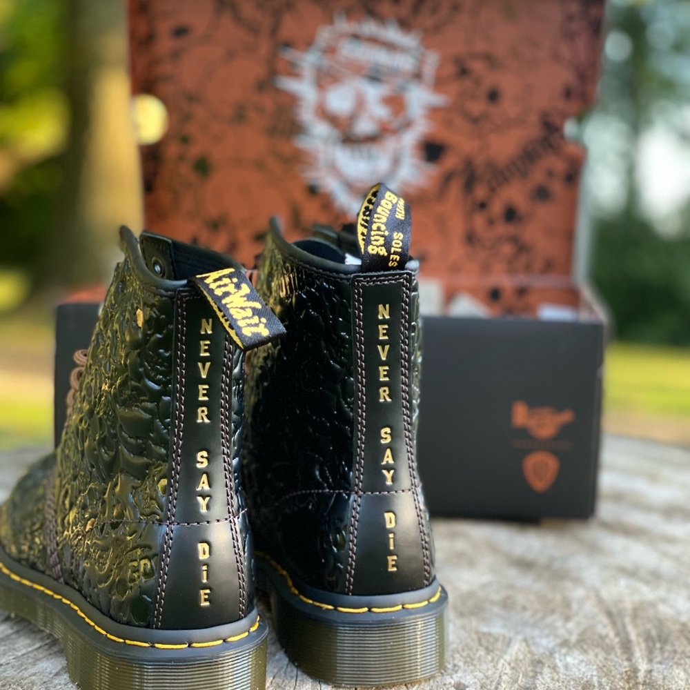 LIMITIED EDITION WBxDr Martens
1460 GOONIES boots